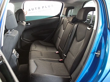 Peugeot 308, 2008г, передний привод, автомат