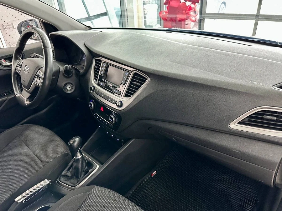 Hyundai Solaris, 2019г., передний привод, механика