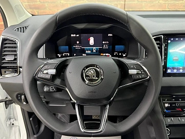 Skoda Karoq, 2025г, передний привод, робот