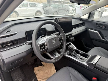 Toyota RAV4, 2026г, полный привод, вариатор