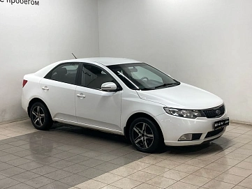 Kia Cerato, 2011г, передний привод, автомат