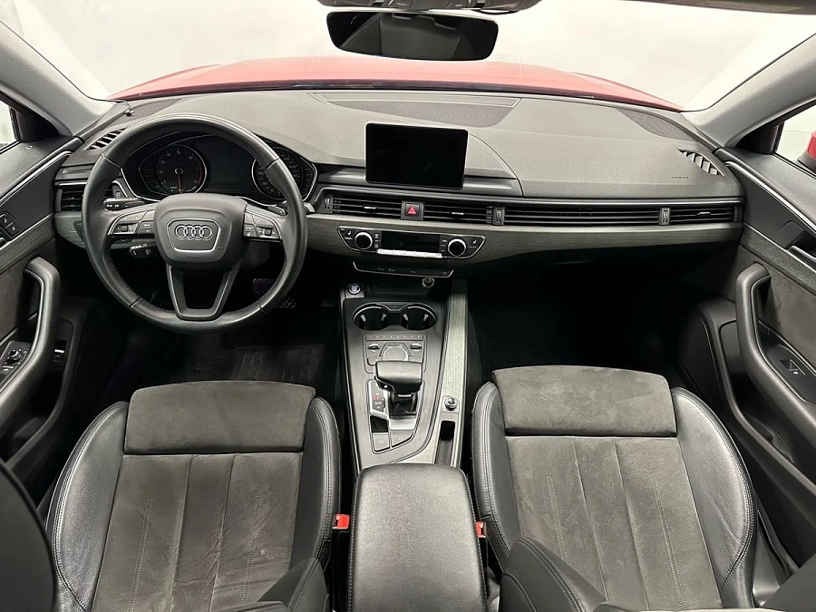 Audi A4, 2019г., передний привод, автомат