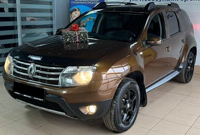 Renault Duster, 2012г, полный привод, механика