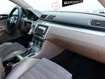 Volkswagen Passat, 2005г, передний привод, автомат