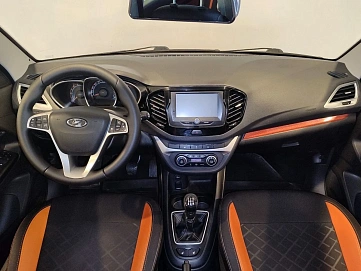 Lada (ВАЗ) Vesta, 2018г, передний привод, механика