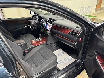 Toyota Camry, 2011г, передний привод, автомат