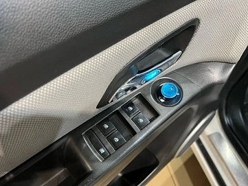 Chevrolet Cruze, 2013г., передний привод, автомат