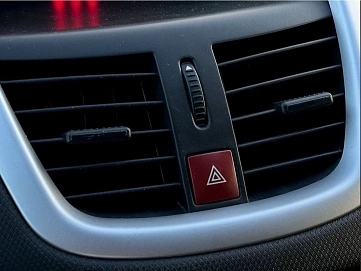 Peugeot 207, 2009г, передний привод, робот