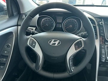 Hyundai i30, 2013г, передний привод, автомат