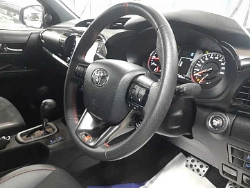 Toyota Hilux, 2022г, полный привод, автомат