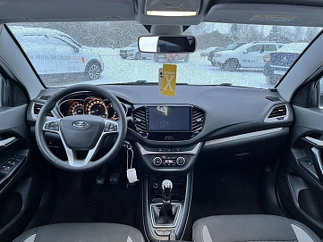 Lada (ВАЗ) Vesta, 2019г, передний привод, механика