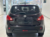 Nissan Qashqai, 2009г., передний привод, вариатор