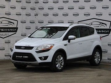 Ford Kuga, 2011г, полный привод, робот
