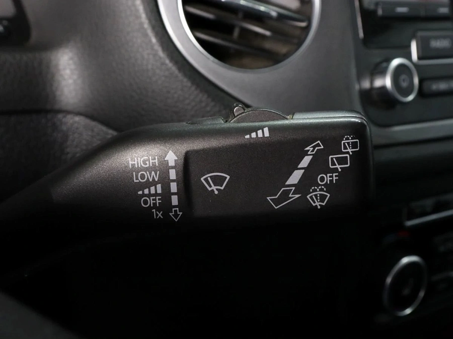 Volkswagen Tiguan, 2011г., полный привод, механика