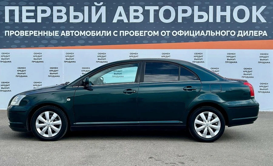Toyota Avensis, 2005г., передний привод, автомат