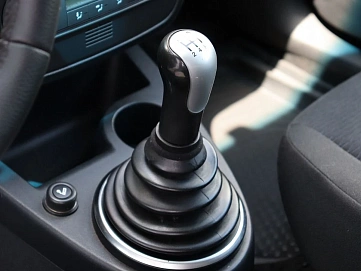Ford Fiesta, 2006г, передний привод, механика