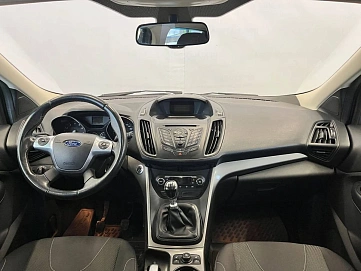 Ford Kuga, 2015г, передний привод, механика