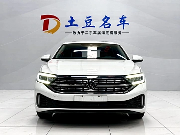 Volkswagen Jetta, 2022г, передний привод, автомат