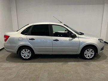 Lada (ВАЗ) Granta, 2019г, передний привод, механика