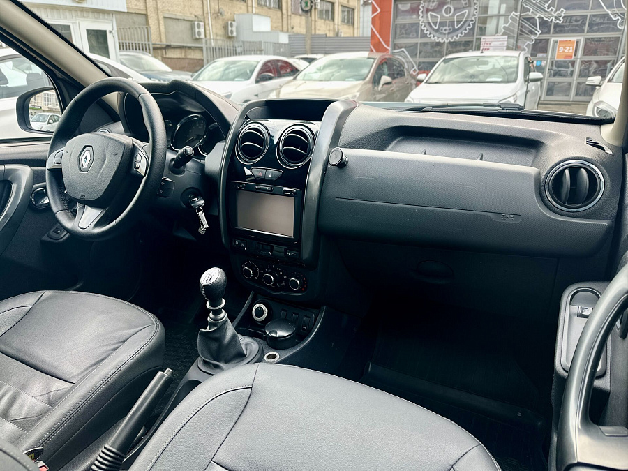 Renault Duster, 2018г., полный привод, механика