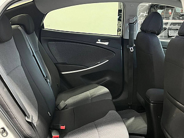 Hyundai Solaris, 2013г, передний привод, автомат
