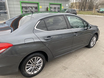 Citroen C4, 2013г, передний привод, механика