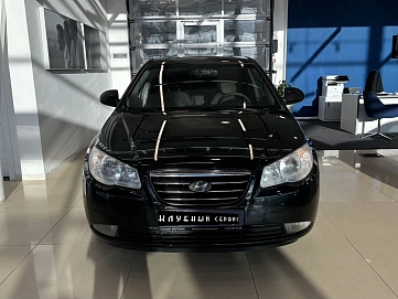 Hyundai Elantra, 2009г, передний привод, механика