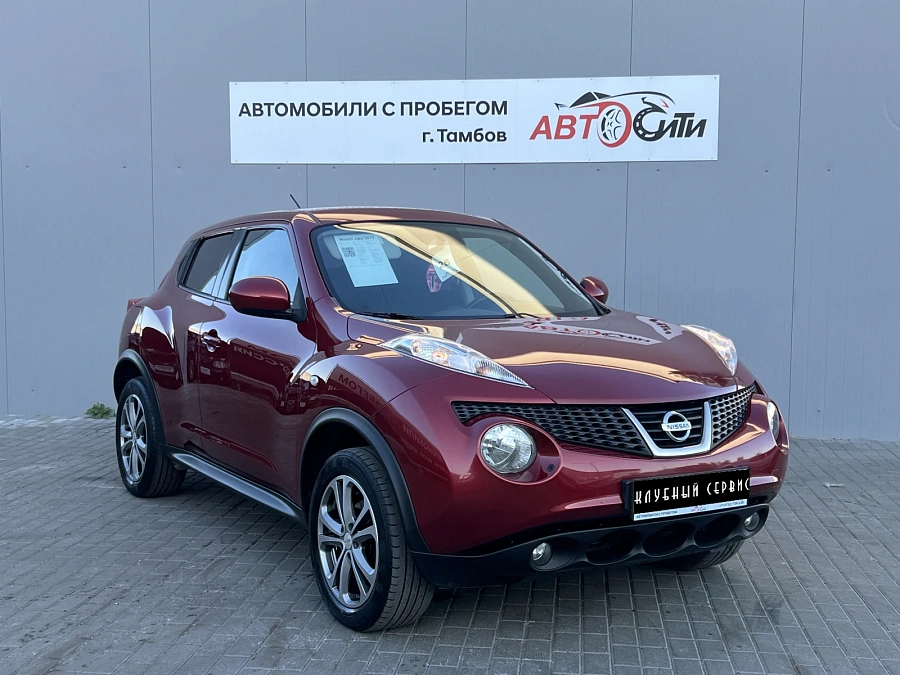 Nissan Juke, 2012г., передний привод, вариатор