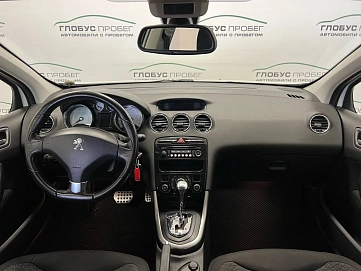 Peugeot 308, 2012г, передний привод, автомат