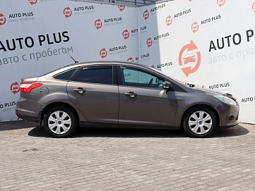 Ford Focus, 2013г, передний привод, механика