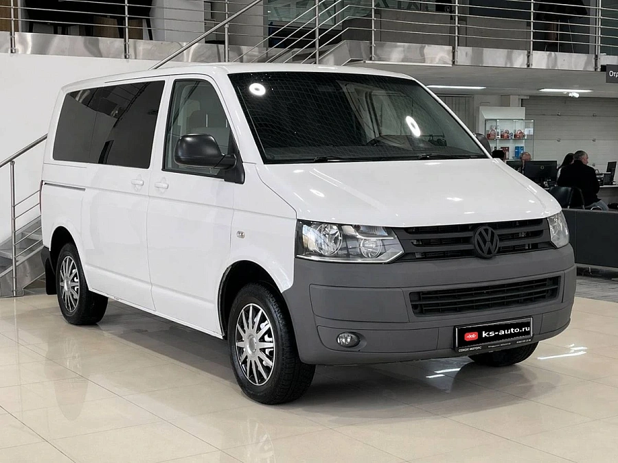 Volkswagen Caravelle, 2012г., передний привод, механика