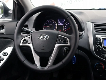Hyundai Solaris, 2013г, передний привод, механика