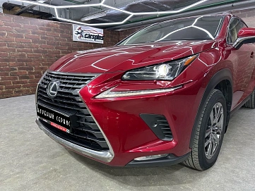 Lexus NX, 2017г, полный привод, вариатор