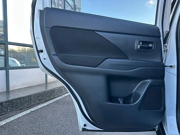 Mitsubishi Outlander, 2019г, полный привод, вариатор