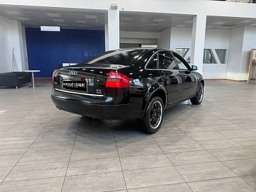 Audi A6, 2000г, передний привод, механика