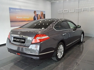 Nissan Teana, 2011г, передний привод, вариатор