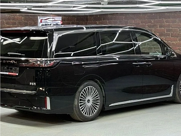Voyah Dream, 2024г, полный привод, автомат