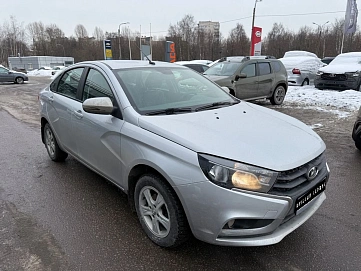 Lada (ВАЗ) Vesta, 2018г, передний привод, механика