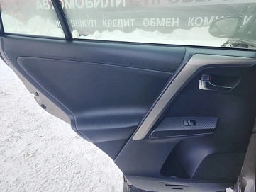 Toyota RAV4, 2014г, передний привод, вариатор