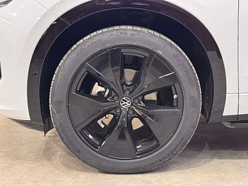 Volkswagen Tavendor, 2025г, полный привод, робот