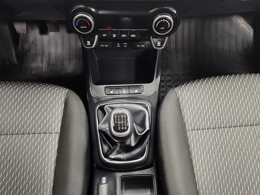 Kia Rio, 2019г., передний привод, механика