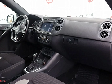 Volkswagen Tiguan, 2014г, полный привод, робот