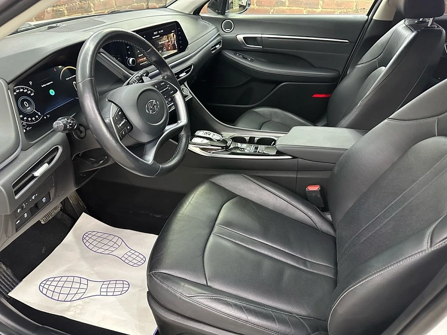 Hyundai Sonata, 2021г., передний привод, автомат