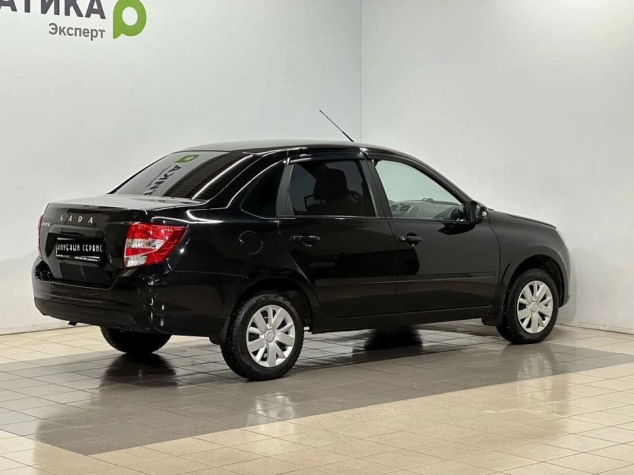 Lada (ВАЗ) Granta, 2023г., передний привод, механика