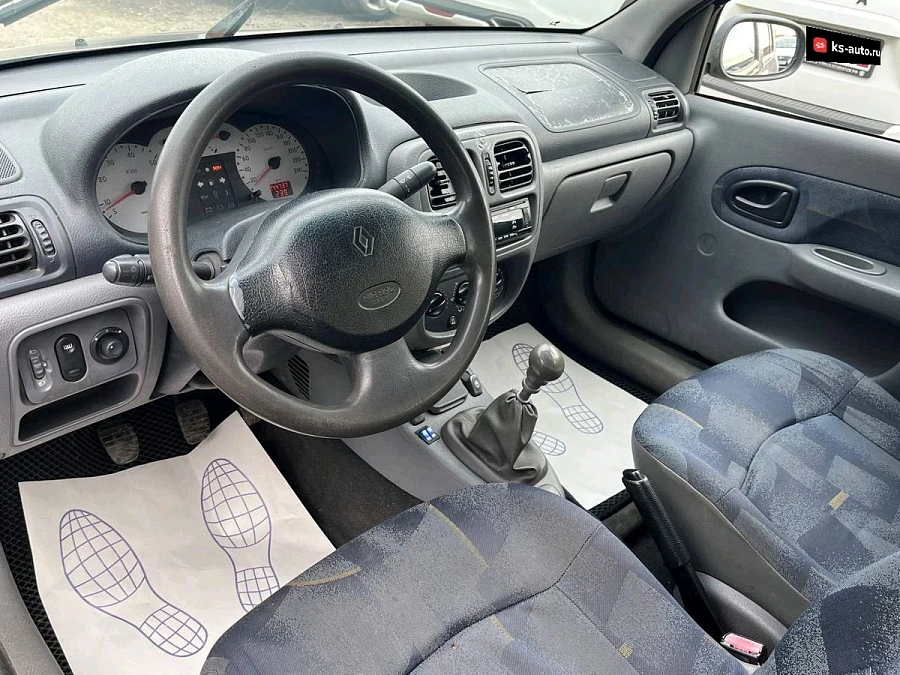 Renault Clio, 2001г., передний привод, механика