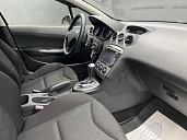 Peugeot 308, 2009г., передний привод, автомат