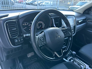 Mitsubishi Outlander, 2019г, полный привод, вариатор