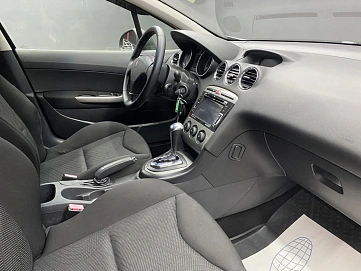 Peugeot 308, 2009г, передний привод, автомат