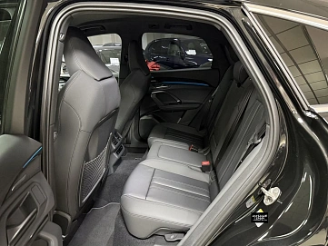 Audi Q5 Sportback, 2025г, полный привод, робот