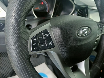 Lada (ВАЗ) Vesta, 2018г, передний привод, механика